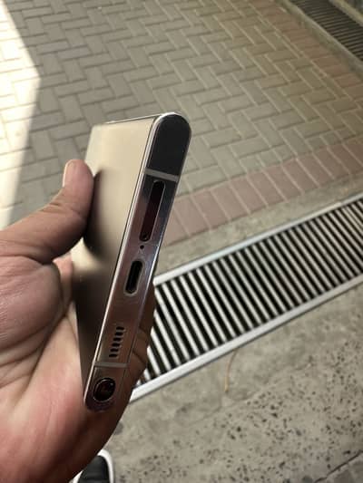 Samsung Mobile S22 Ultra