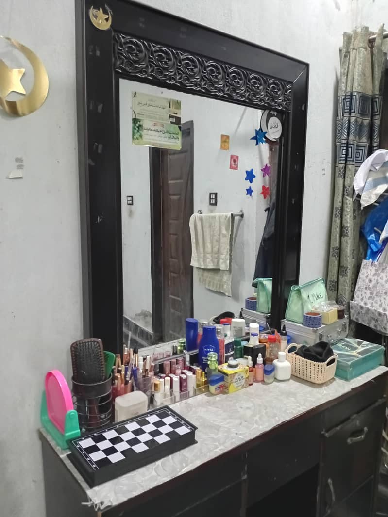 double bed and dressing table 2