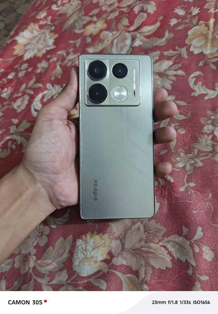 Infinix Note 40 2