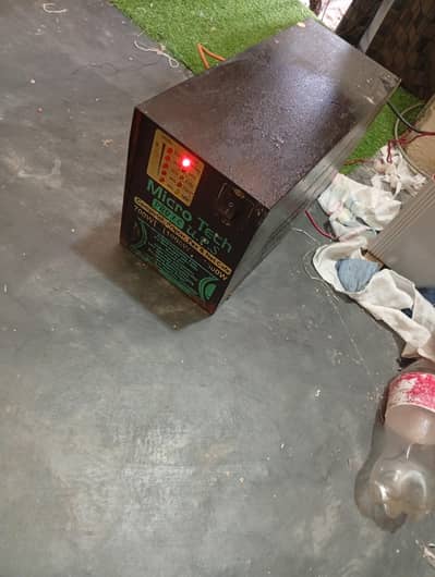 UPS 1000 watt
