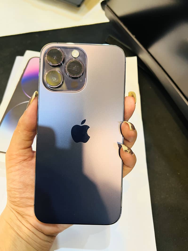 Apple iPhone 14 Pro Max 2