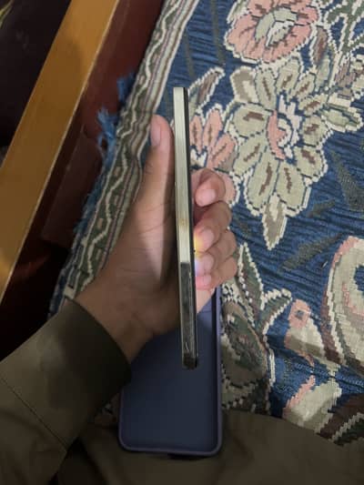 Vivo Y100