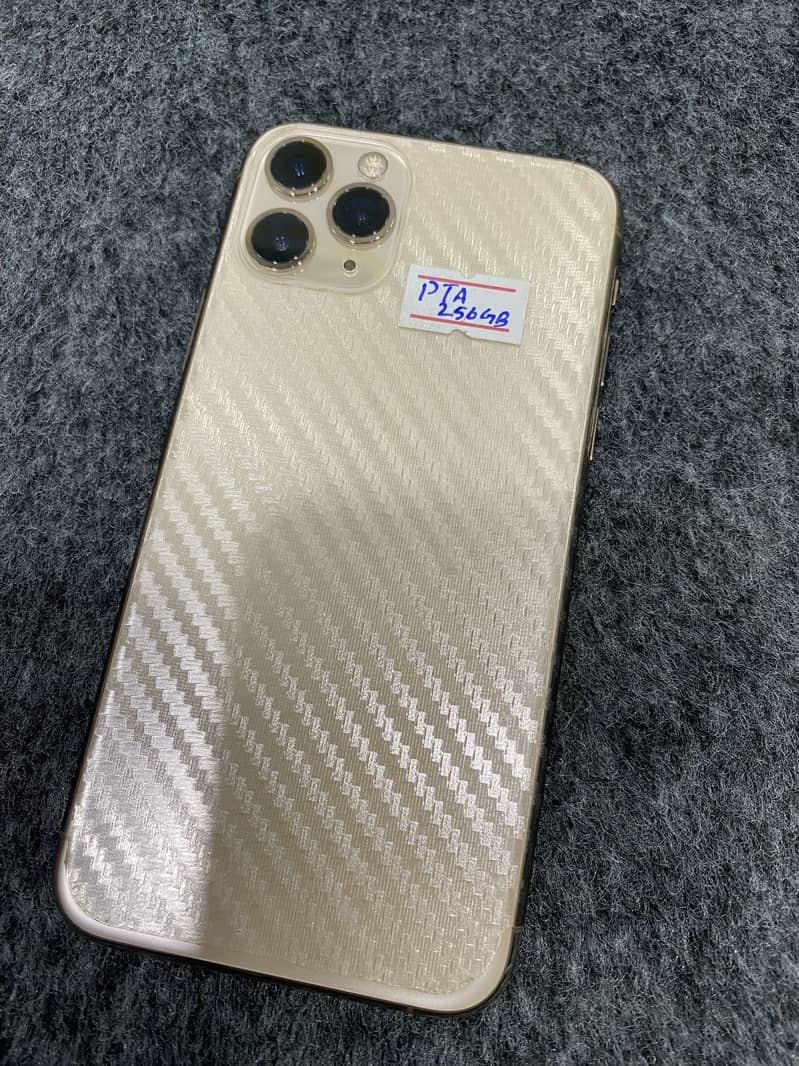 Apple iPhone 11 Pro 1