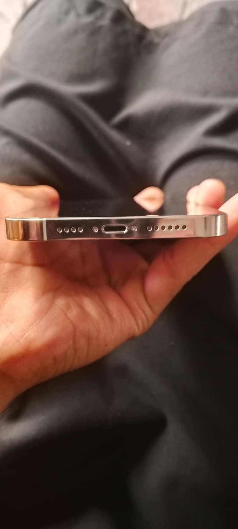 Apple iPhone 13 Pro Max 4