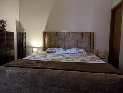 King size Bed for sale Rs 25000