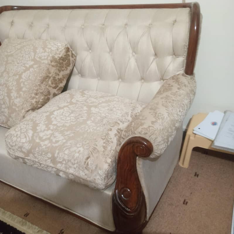 7 seater sofa 1