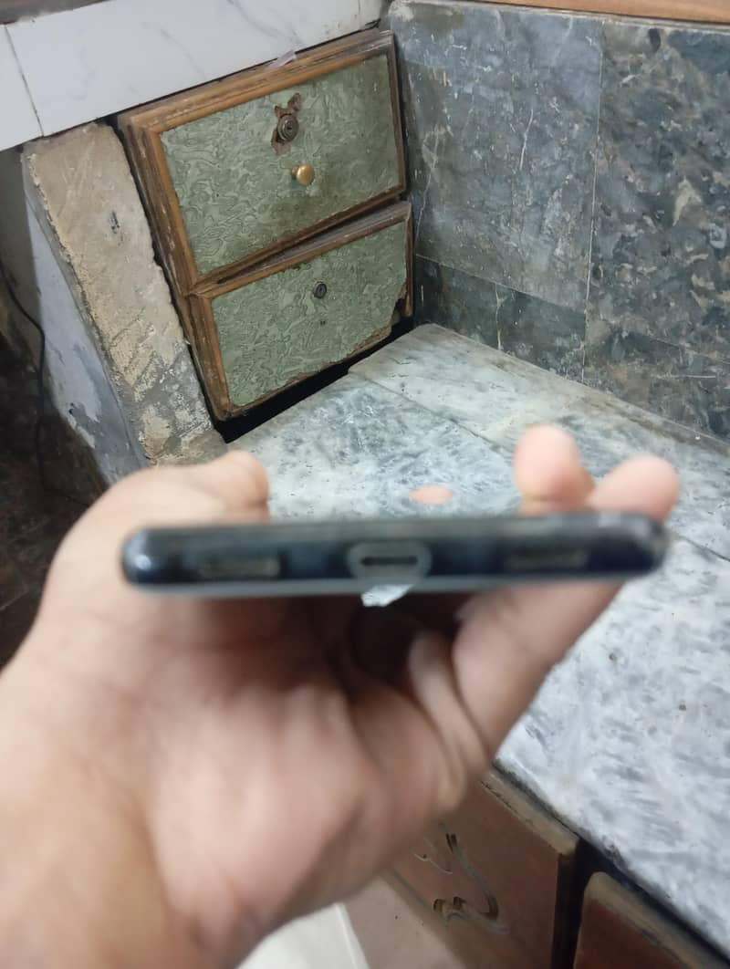 Google Pixel 6a 4