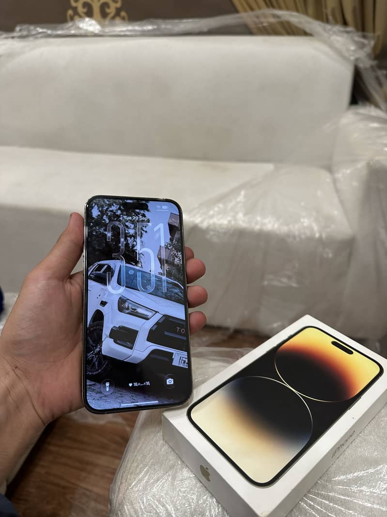 Apple iPhone 14 Pro Max 6