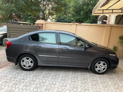 Honda City 2018 Model 10 by 9 all okay