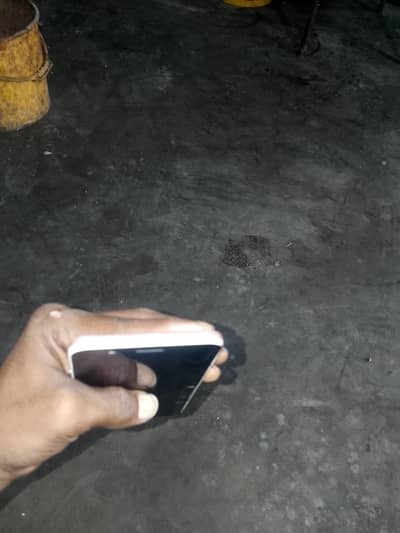OPPO F1s