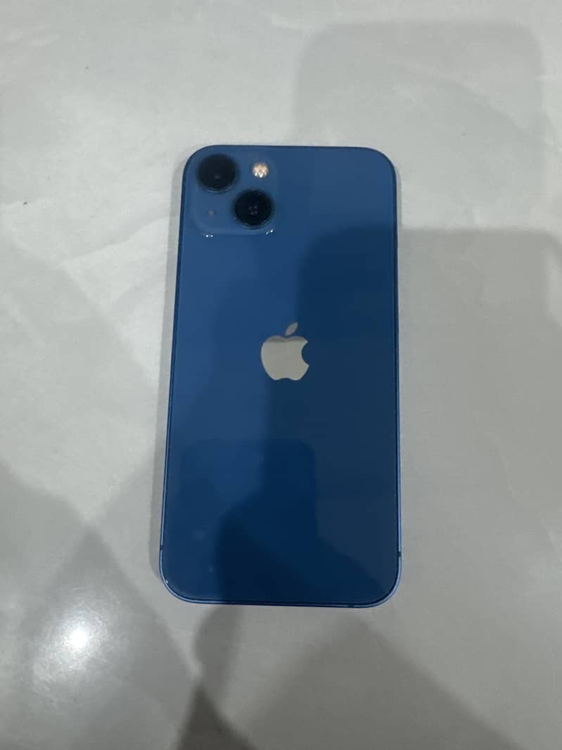 Apple iPhone 13 2