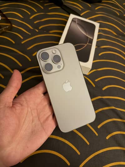 Apple iPhone 16 Pro