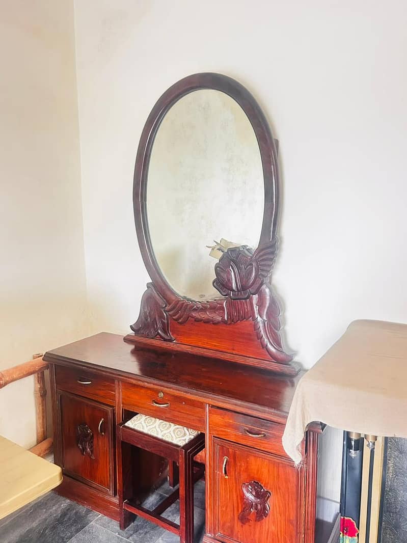 mirror 1