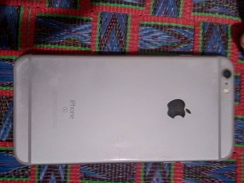 Apple iPhone 6S Plus 3