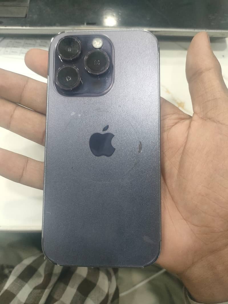 Apple iPhone 14 Pro 2