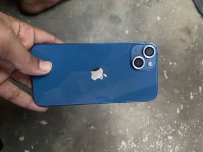 Apple iPhone 13
