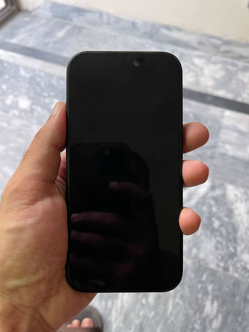 Apple iPhone 15 3