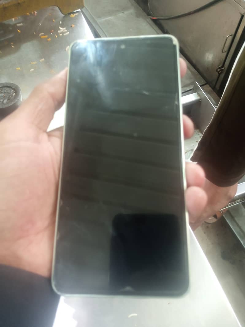 OPPO A5 Pro 1