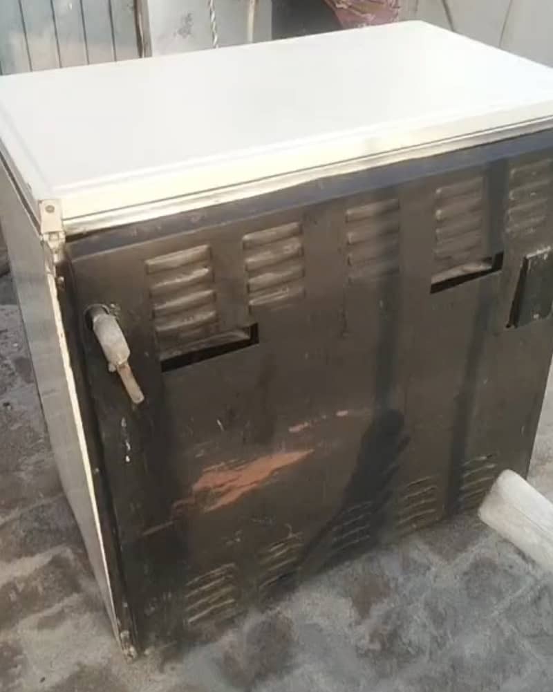 Cooking Range (Singer) 3