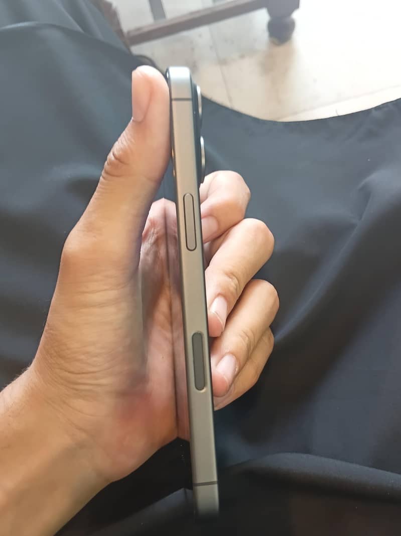 Apple iPhone 17 2