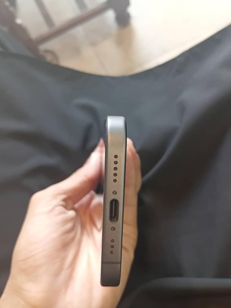 Apple iPhone 17 3