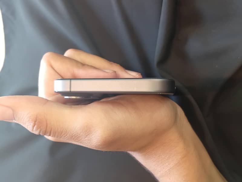 Apple iPhone 17 4