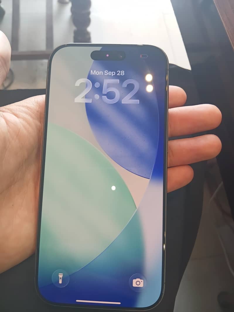 Apple iPhone 17 6