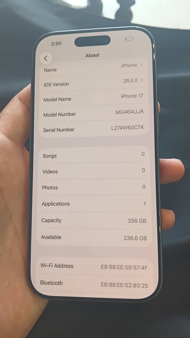 Apple iPhone 17 8