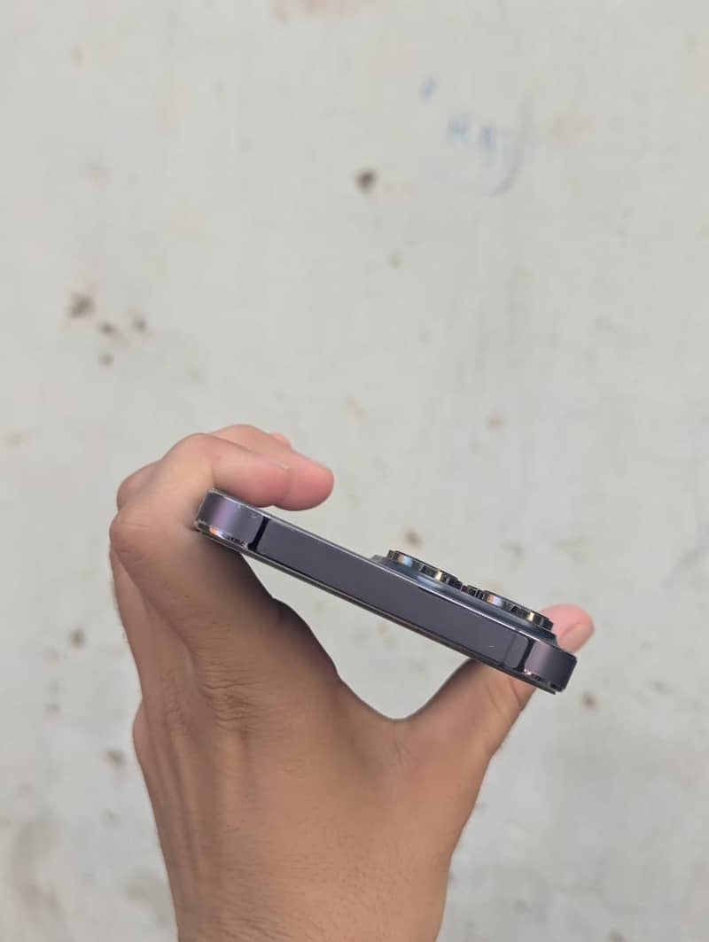 Apple iPhone 14 Pro Max 3