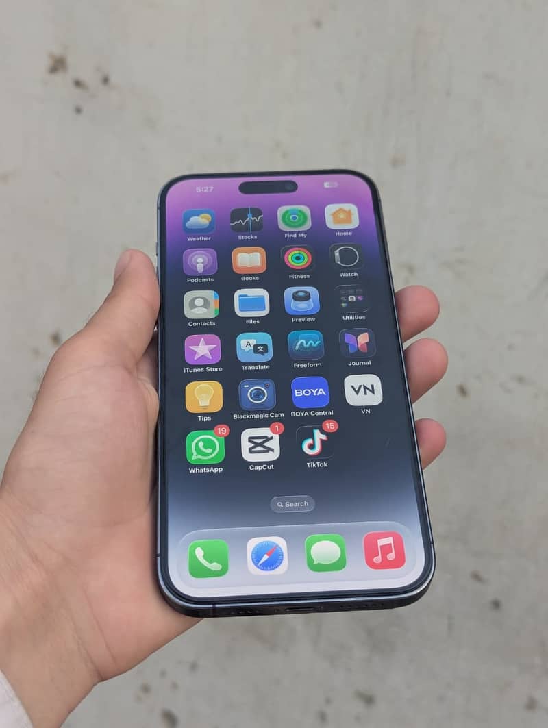 Apple iPhone 14 Pro Max 4