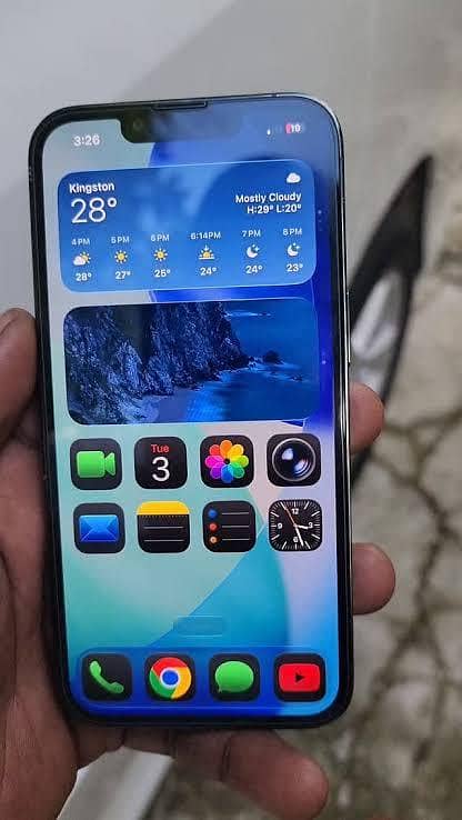 Apple iPhone 13 Pro 1