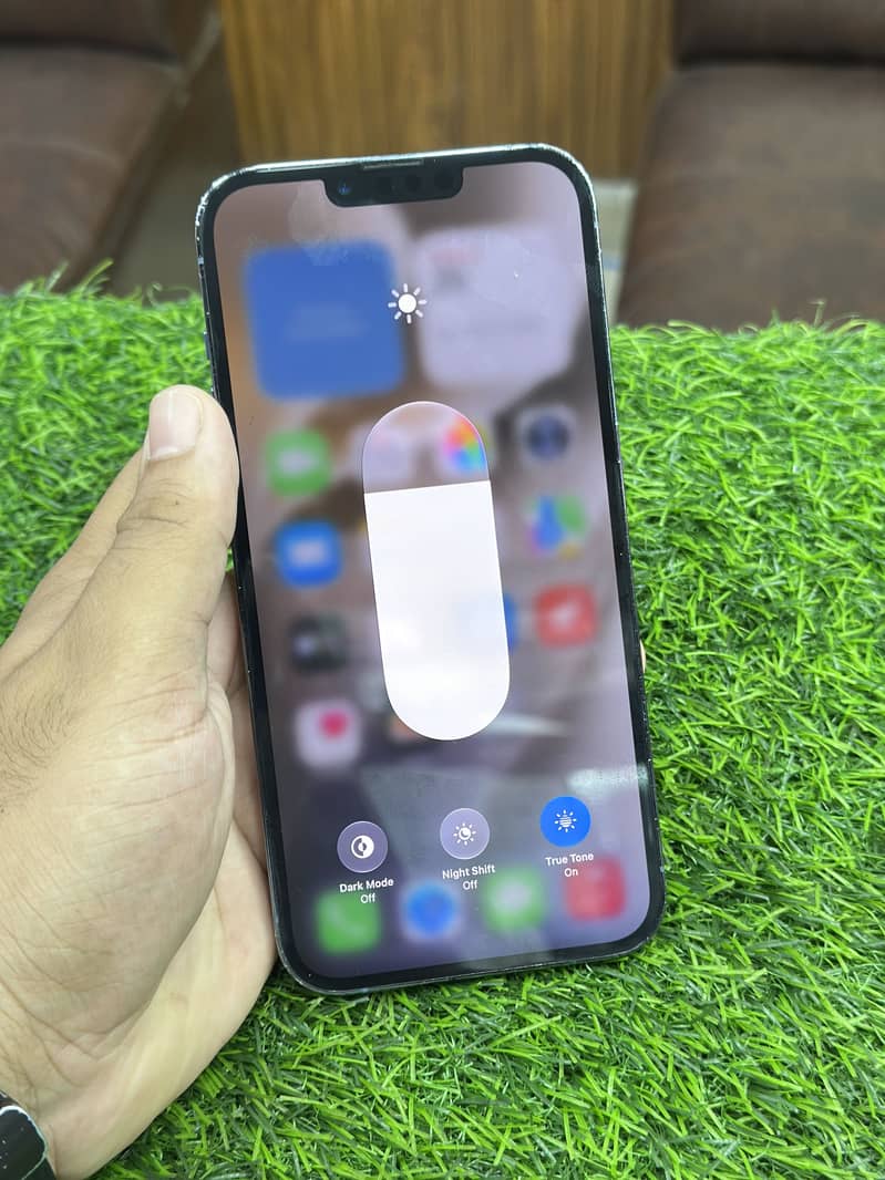 Apple iPhone 13 Pro Max 8