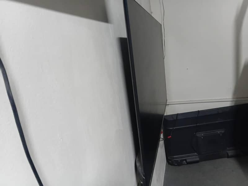 smart led tv 4