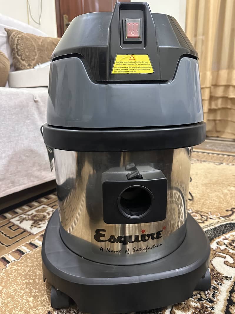 Esquire vacuum 0