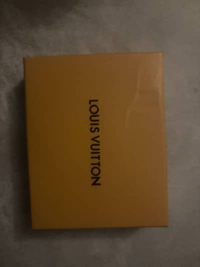 LV CARD HOLDER FOR MEN AND WOMEN