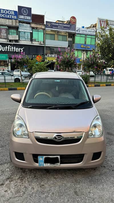 Daihatsu Mira 2011