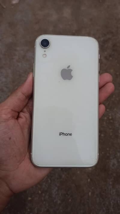 Apple iPhone XR