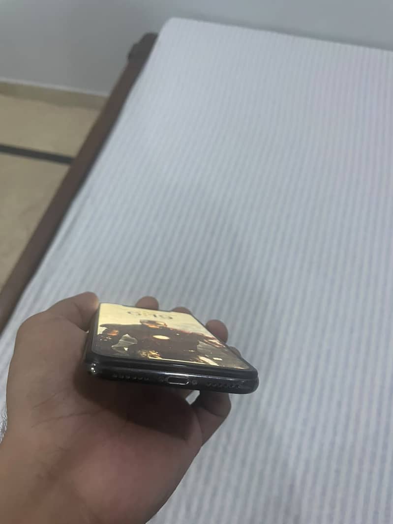 Apple iPhone X 1