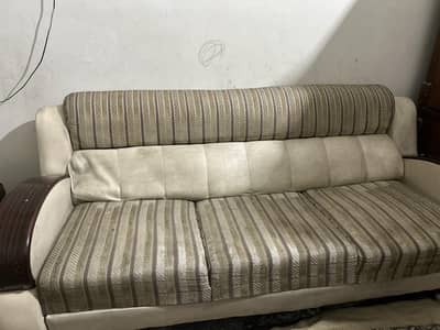 6-Seater Sofa Set (3+2+1) – Comfortable & Durable Structure