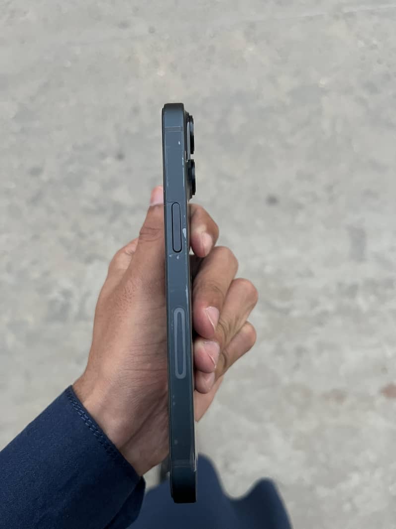 Apple iPhone 14 2