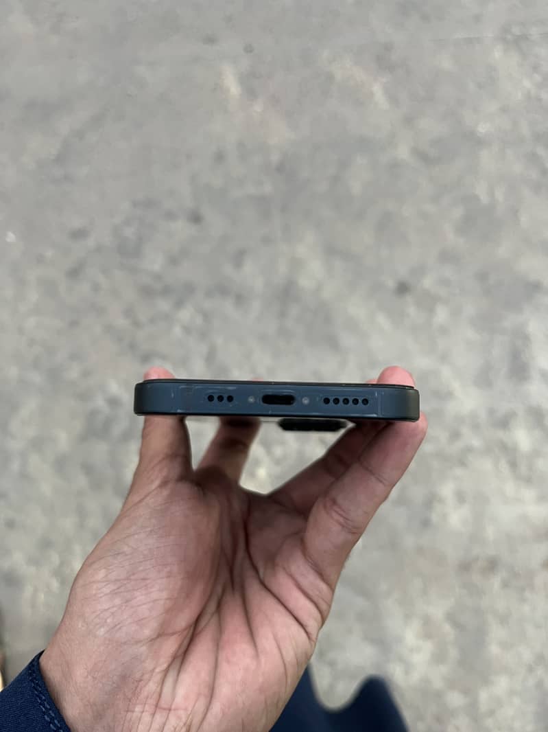 Apple iPhone 14 5