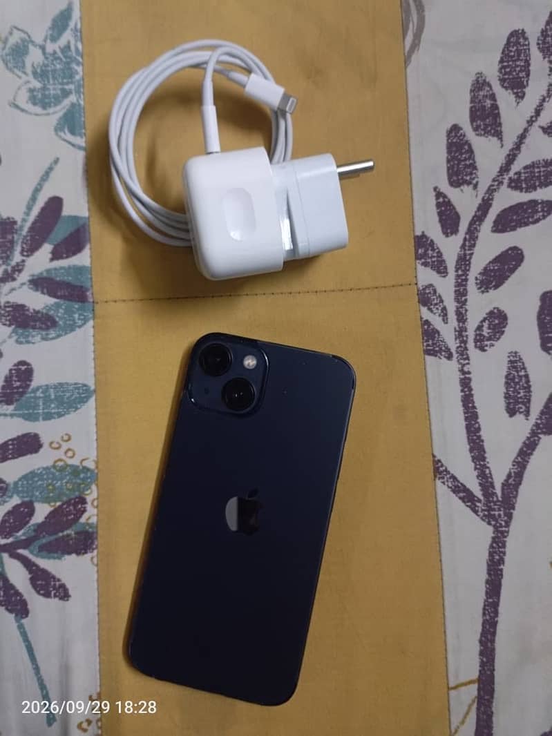 Apple iPhone 13 2