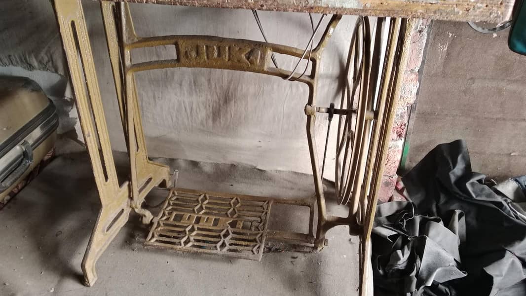 Juki silai machine 1