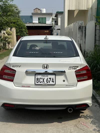 Honda City Aspire 1.5 IVTEC 2017