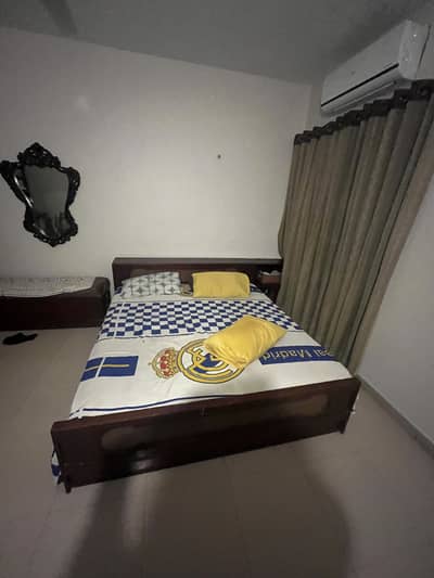 Bed set witth side tables study table
