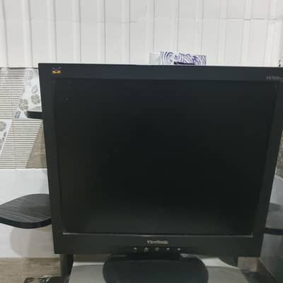 ViewSonic VA703-series 17-inch LCD computer monitor