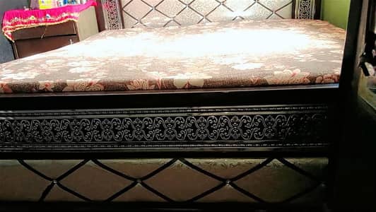 Double Iron Bed Black – 6 Months Used – Excellent Condition