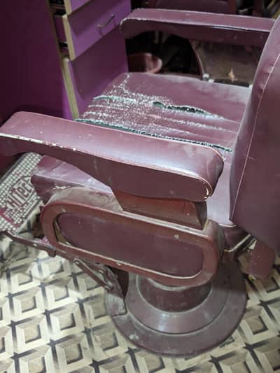salon chairs