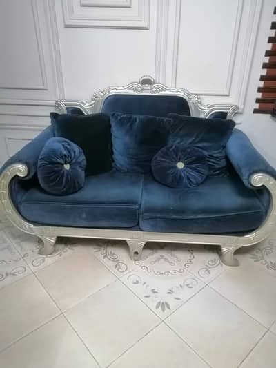 Sofa set