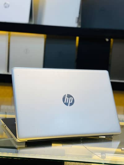 Hp 17 Core i7 8th Generation 8GB RAM DDR4 17” Numpad Big HD Display